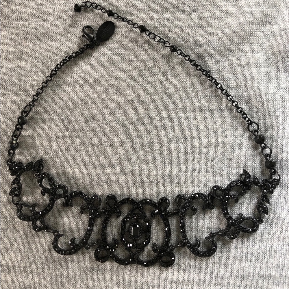Elegant Choker Necklace